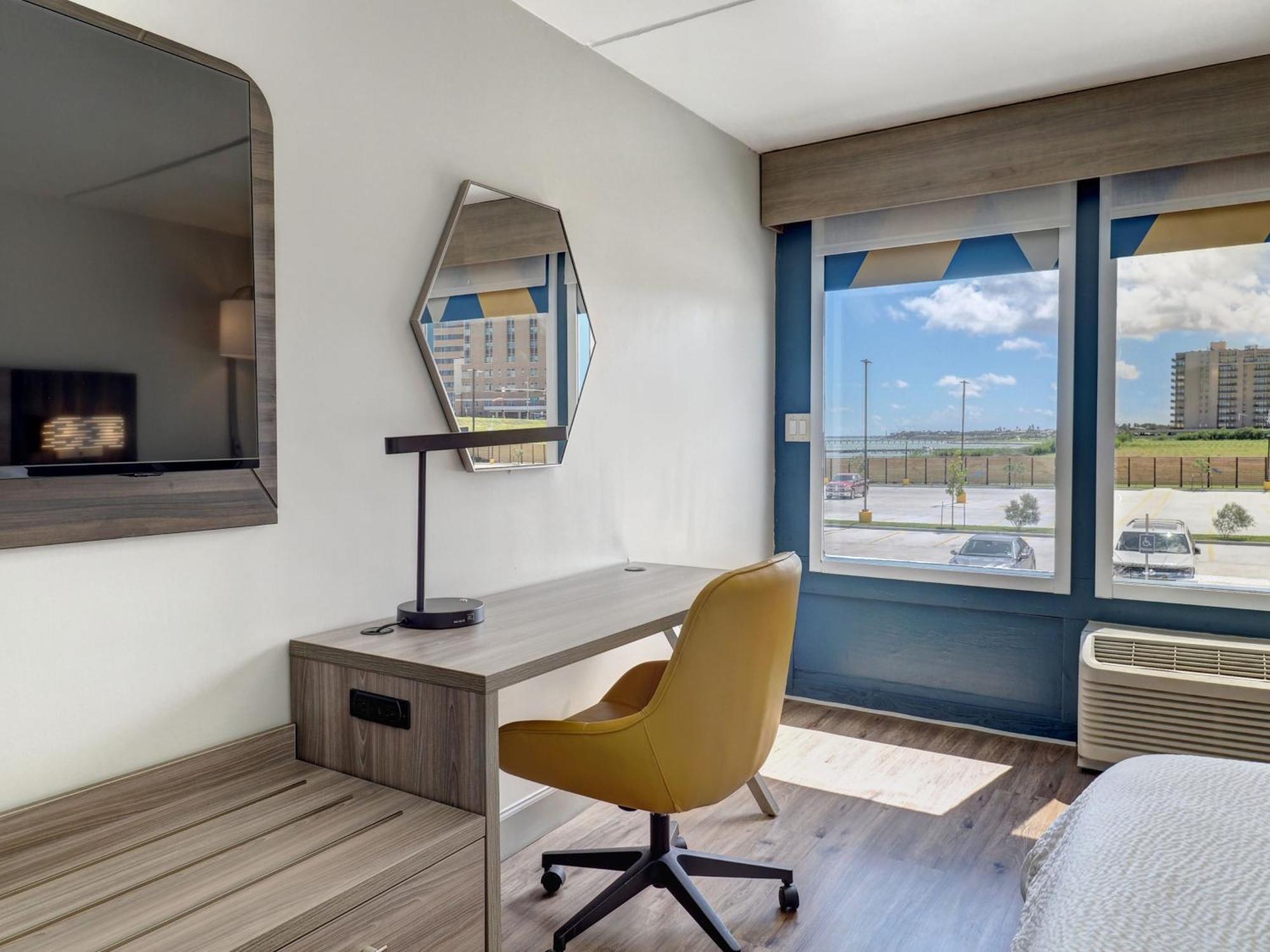 Holiday Inn Express Corpus Christi - Beachfront By Ihg Exteriör bild